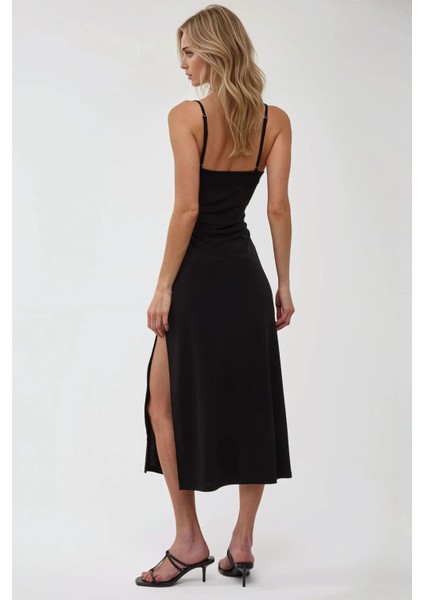 Kadın Askılı Vücuda Oturan Yırtmaç Detaylı Örme Maxi Elbise Black
