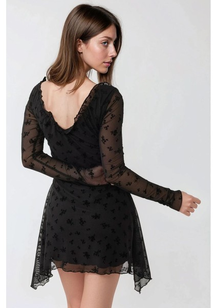 Kadın Çiçek Desenli Tül V Yaka Mini Elbise Black