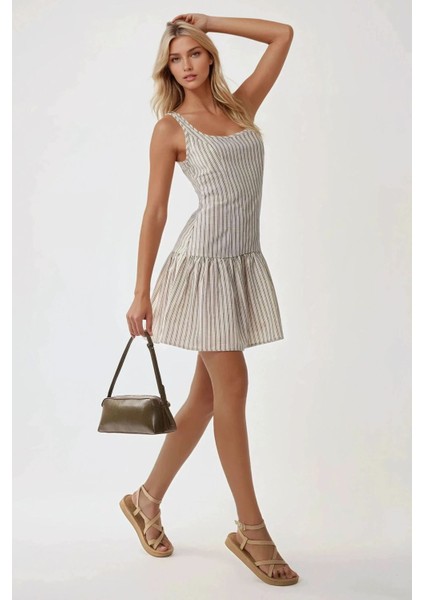 Kadın Kare Yaka Çizgili Fitted Mini Elbise Beyaz