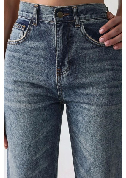 Kadın Straight Fit Denim Pantolon Kot