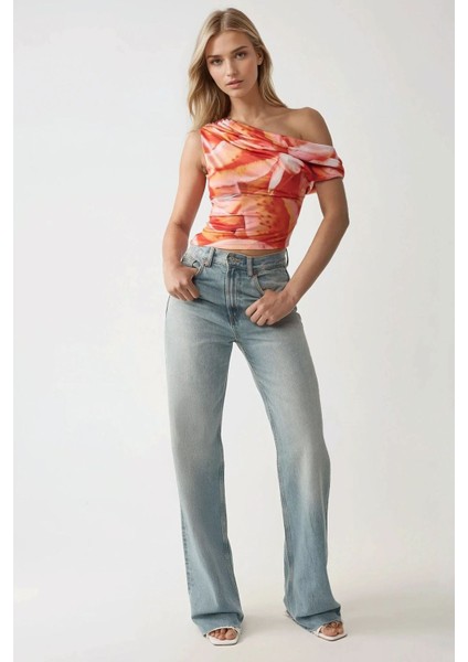 Kadın Çiçek Desenli Asimetrik Yaka Bluz Red