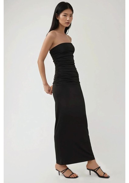 Kadın Straplez Yanları Drapeli Bodycon Maxi Elbise Siyah