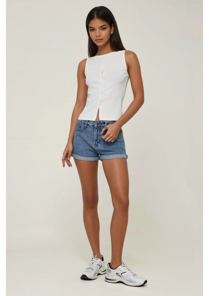 Kadın Düğmeli Fitted Bisiklet Yaka Örme Üst Beyaz