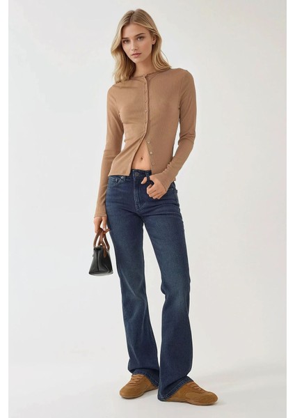 Kadın Düğmeli Uzun Kol Slim Fit Dokulu Örme Bluz Brown