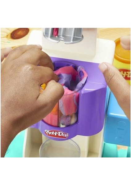 Nessiworld G0028 Play-Doh Gökkuşağı Dondurma Makinesi Oyun Seti+3 Yaş indirimleri