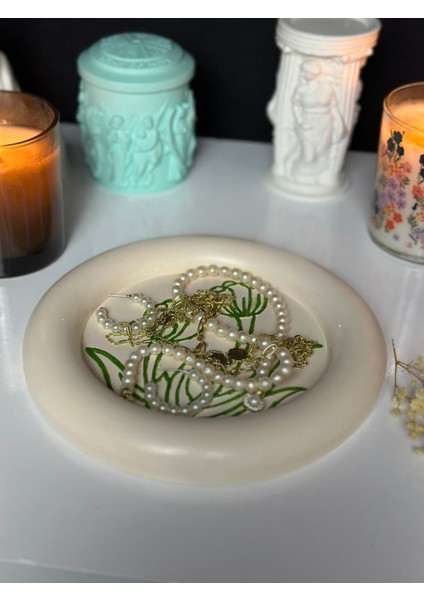 Yeşil Efina Çiçek Kabartmalı Anahtarlık ve Takılık, Şık ve Renkli Tasarım fırsatları