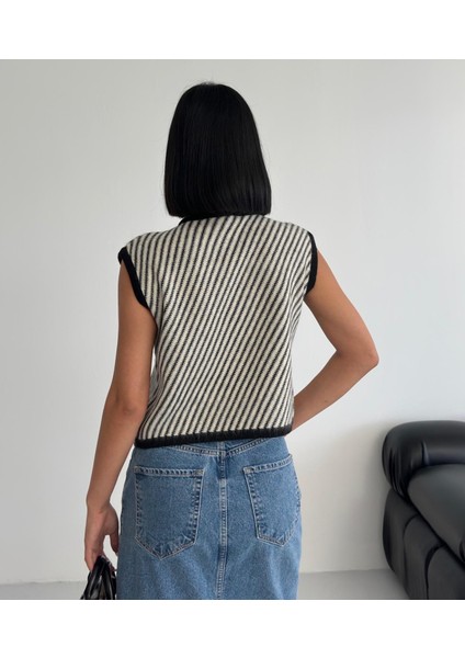 Düğmeli Triko Çapraz Yelek fırsatları