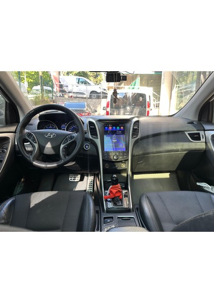Hyundai I30 Tesla 2012-2015 6gb Ram 64GB Hafıza 8 Çekirdek Carplay Kamera Android Multimedya modelleri