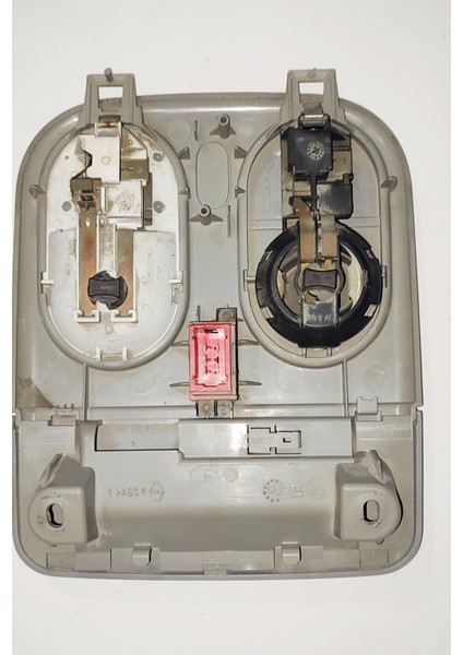 Laguna 1 Sanruflu Tavan Lambası Megane 1 Sanruflu Tavan Lambası Scenic Sanruflu Tavan Lambası fiyatları