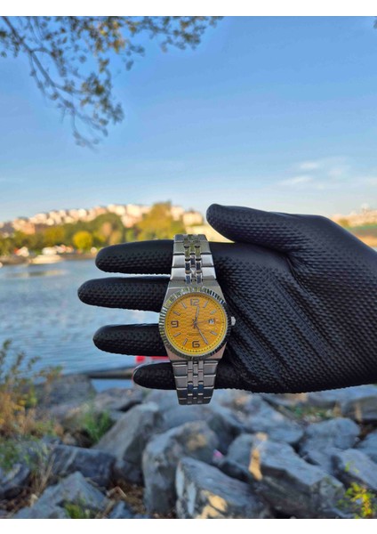 Erkek Kol Saati Metal Kordonlu – Sarı Kadran Şık & Spor Tasarım fiyatları