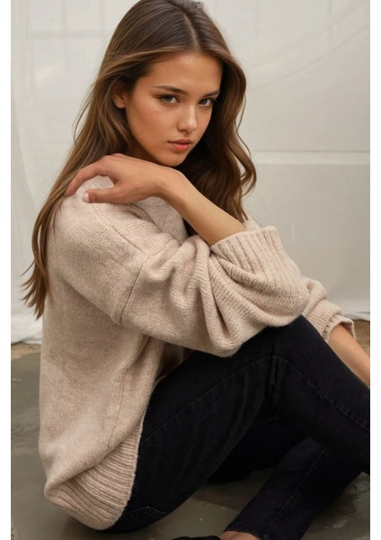 Kadın Kalın Örgü Düz Yaka Kazak Natural