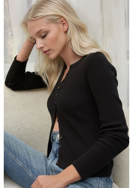 Kadın Uzun Kollu Düğmeli Hırka Black