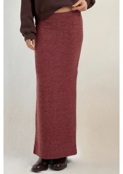 Kadın Elastik Bel Yumuşak Dokulu Yırtmaçlı Etek Bordo Kırmızı
