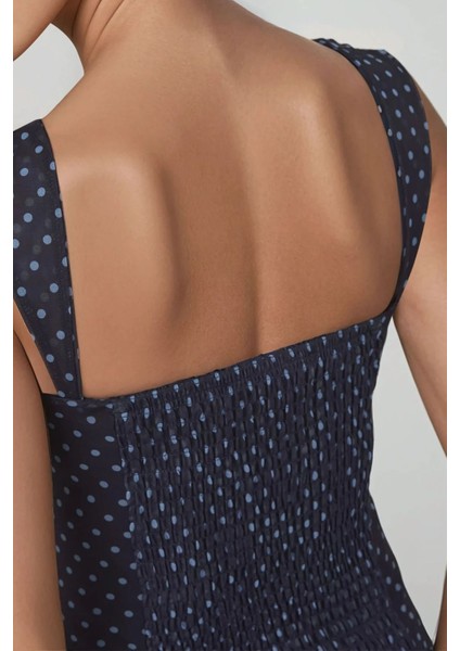 Kadın Kalp Yaka Arkası Gipeli Askılı Tül Bluz Lacivert