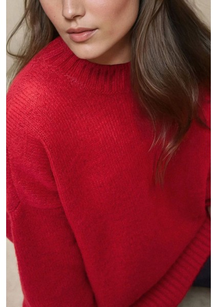 Kadın Kalın Örgü Düz Yaka Kazak Kırmızı