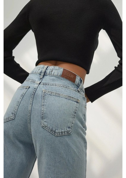 Kadın Straight Fit Jeans Açık Mavi Denim
