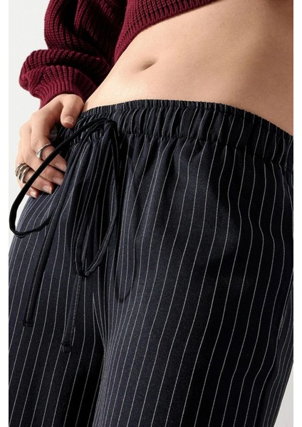 Kadın Çizgili Geniş Paça Pantolon Blue