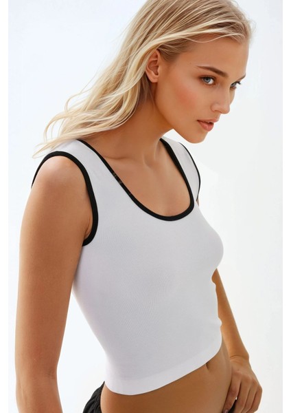 Kadın Fitted Crew Yaka Kontrast Tank Top Busem Collection White