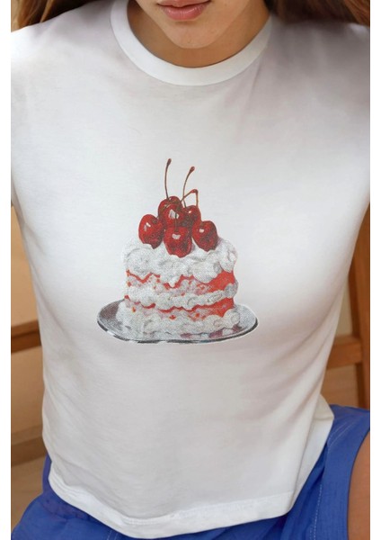 Kadın Baskı Detaylı Regular Fit Bisiklet Yakalı %100 Pamuklu Crop T-shirt Red