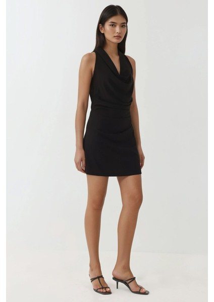 Kadın Degaje Yakalı Drape Detaylı Mini Elbise Siyah