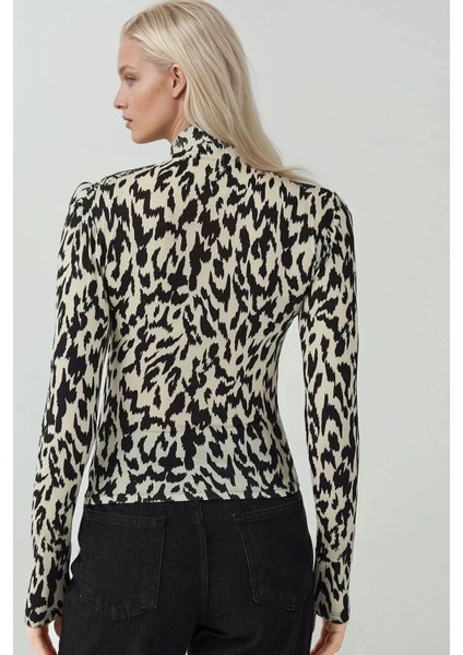 Kadın Desenli Dik Yaka Uzun Kollu Üst Çok Renkli