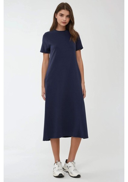 Kadın Yuvarlak Yaka Kısa Kollu Basic Midi Elbise Busem Collection Blue
