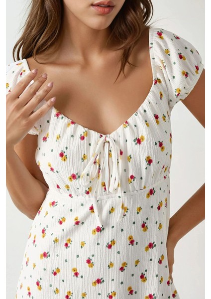 Kadın Dokulu Çiçekli Mini Elbise Çok Renkli