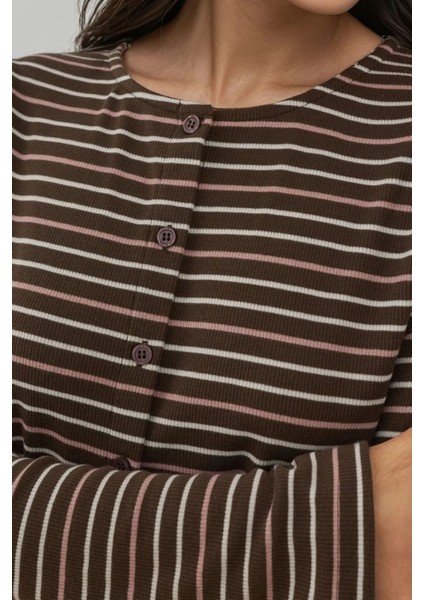 Kadın Yuvarlak Yaka Basic Düğmeli Üst Multicolor