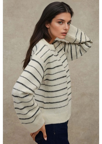 Kadın Çizgili Yuvarlak Yaka Yumuşak Triko Kazak Çok Renkli