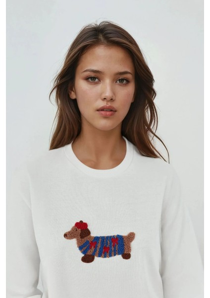 Kadın Büyük Boy Yuvarlak Yaka İşlemeli Sweatshirt Natural