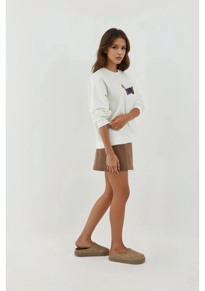 Kadın Büyük Boy Yuvarlak Yaka İşlemeli Sweatshirt Natural