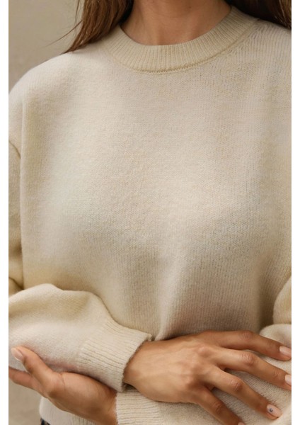 Kadın Yuvarlak Yaka Basic Kazak Natural