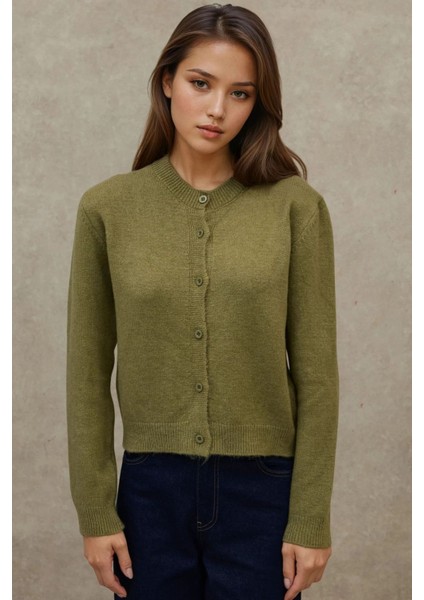 Kadın Bisiklet Yaka Yumuşak Dokulu Regular Fit Triko Hırka Haki Yeşil