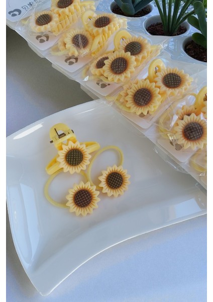 3'lü Ayçiçeği Toka Seti 2 Adet Lastik Toka 1 Adet Mandal Toka Kız Çocuk Okul Tokası