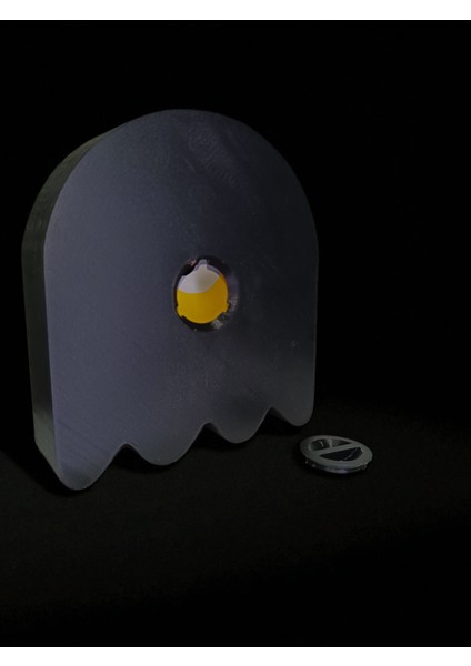 Pac-Man Hayalet Kumbarası | Dekoratif Tasarım, Eğlenceli Çocuk ve Yetişkin Hediye Seçeneği | Kırmızı modelleri