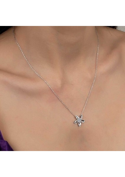Çiçek 925 Ayar Gümüş Kolye
