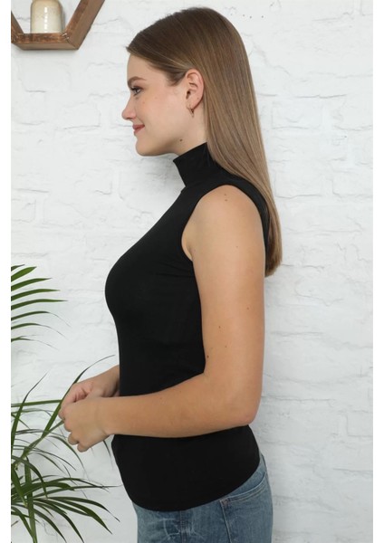 Bayan Sıfır Kol Yarım Balıkçı Yaka Body Siyah modelleri