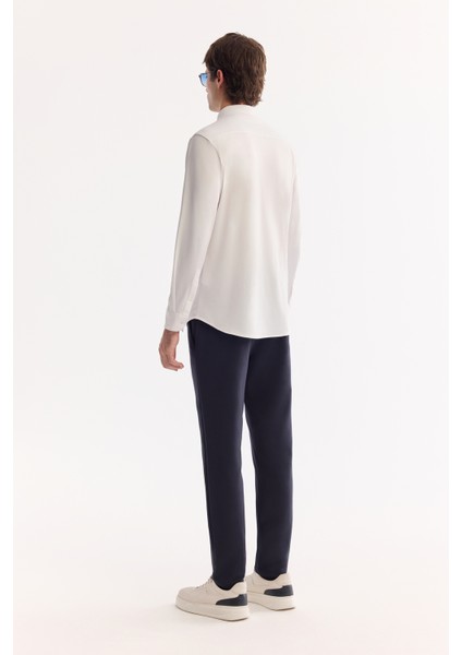 Erkek Beyaz Klasik Yaka Hızlı Kuruyan Non-Iron Slim Fit Gömlek A52Y2122 fırsatları
