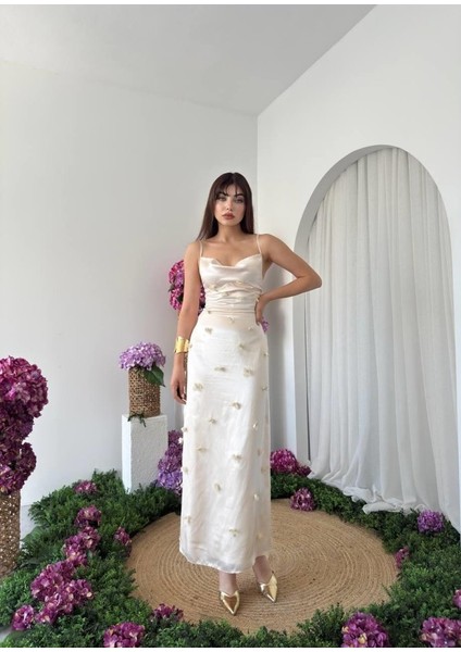 Dora Çiçek Detaylı Elbise