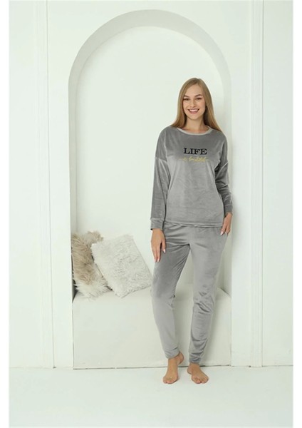 Kadın Kadife Gri Pijama Takım modelleri
