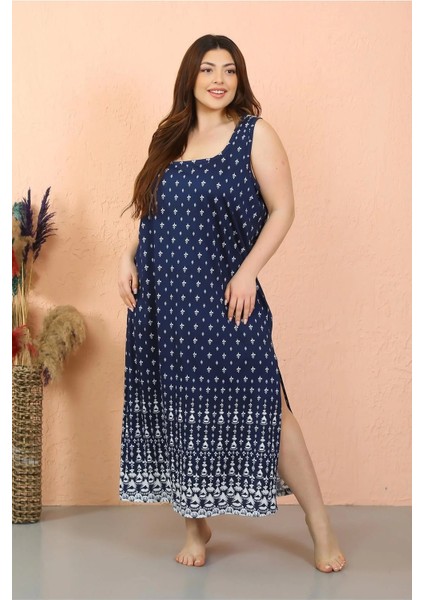 Kadın Büyük Beden Kalın Askılı Yırtmaçlı Gecelik