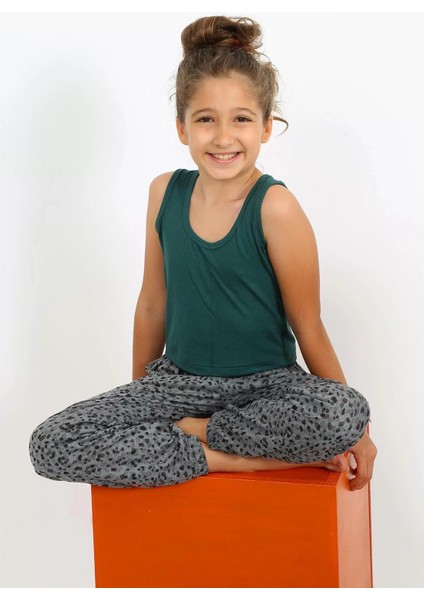 Kız Çocuk Sıfır Kol Zümrüt Yeşili Penye Pijama Takım fiyatları