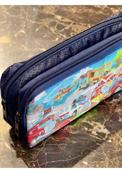 Mavi Desenli Çocuk Kalemlik, Helikopter ve Araba Detaylı, Çift Bölmeli, 21X11X6CM fiyatları