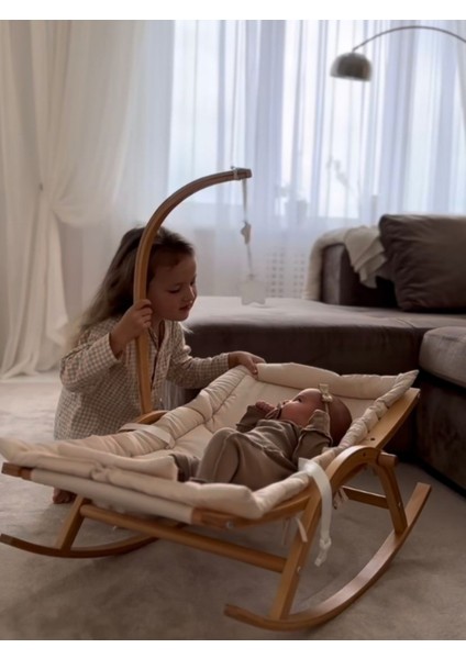 Hug 2 Kademeli Doğal Sallanan Kayın Ahşap Ana Kucağı 0-12 kg Emniyet Kemerli Yıkanabilir Kılıf indirimleri