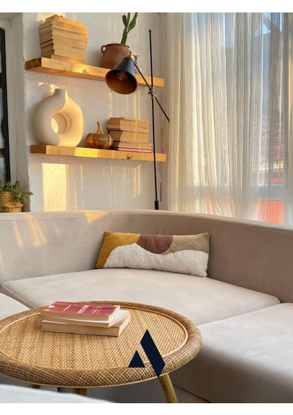 Axis Siyah Metal Lambader – Minimalist ve Dekoratif Tasarım, Ayarlanabilir Başlık, Gold Detaylı