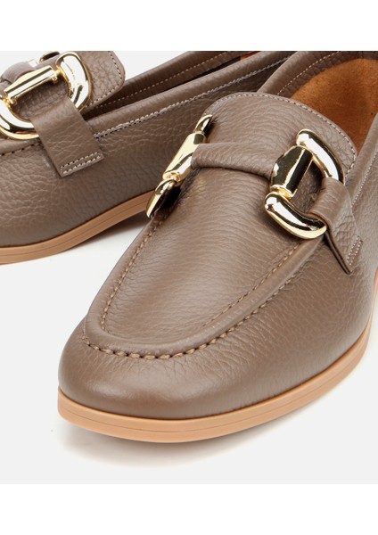 01AYH312390A450 KADIN Deri Vizon Tokalı Klasik Loafer modelleri