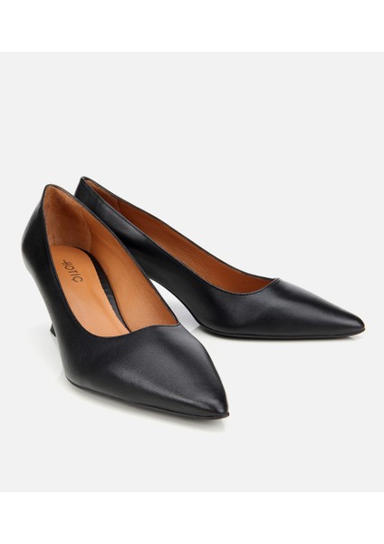 01AYH312480A100 KADIN Deri Siyah Esnek Tabanlı Stiletto fiyatları