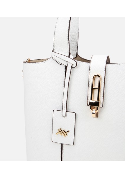 03CAH310290A900 KADIN Deri Beyaz Kilit Detaylı Tote Çanta modelleri
