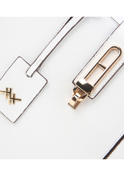 03CAH310290A900 KADIN Deri Beyaz Kilit Detaylı Tote Çanta fırsatları