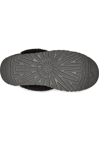 Siyah Kadın Terlik 1122550